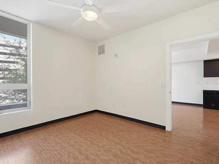 Elevate Your Urban Experience! Move in before the end of the month and get 10 weeks FREE Rent! — Photo 99
