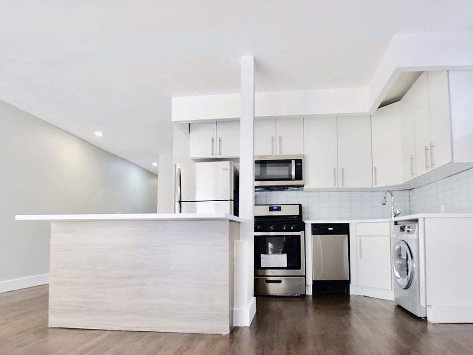 1st image of 148 Linden Blvd APT 20
