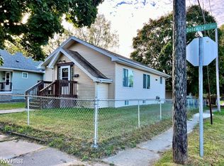 1700 Delaware Ave, Flint, MI 48506