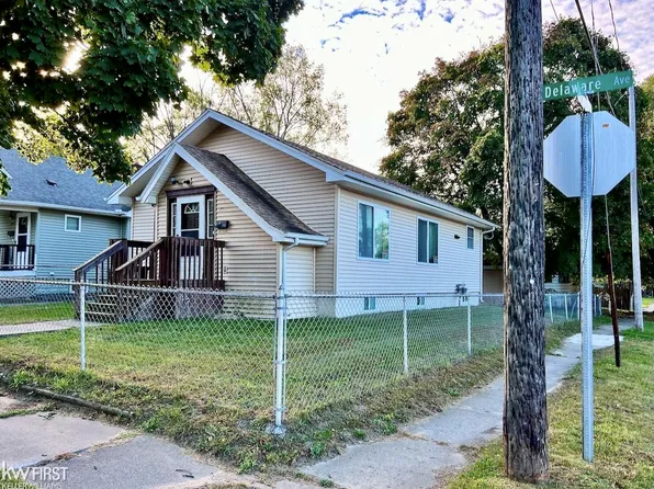 1700 Delaware Ave, Flint, MI 48506