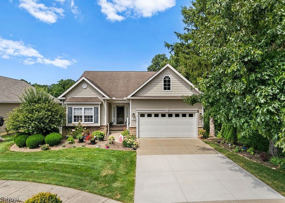 1st image of 847 Heron Lakes Cir