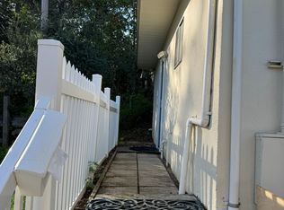 160 College Ave #B, Los Gatos, CA 95030