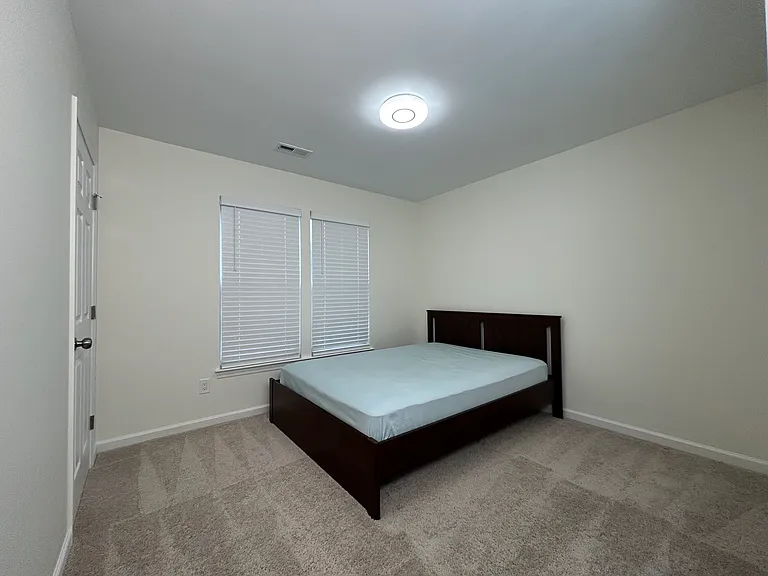 4015 Lake Charles Way — Photo 13