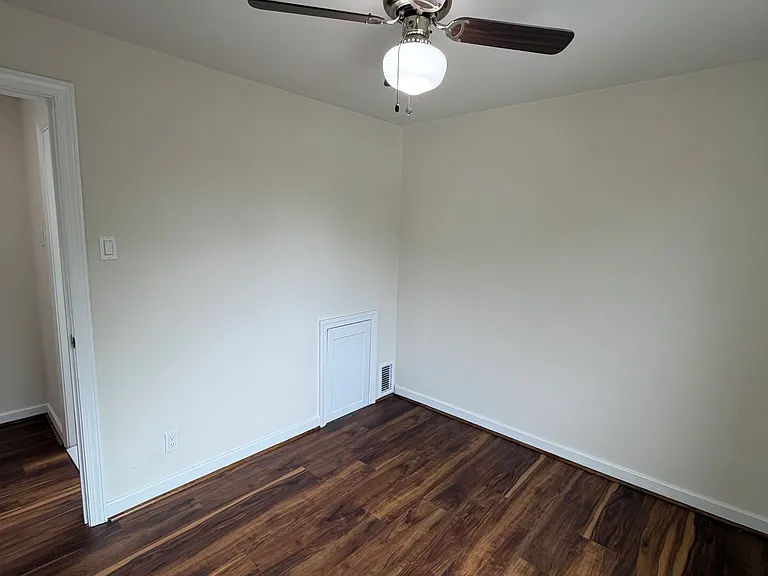 3588 Belgrade St — Photo 7