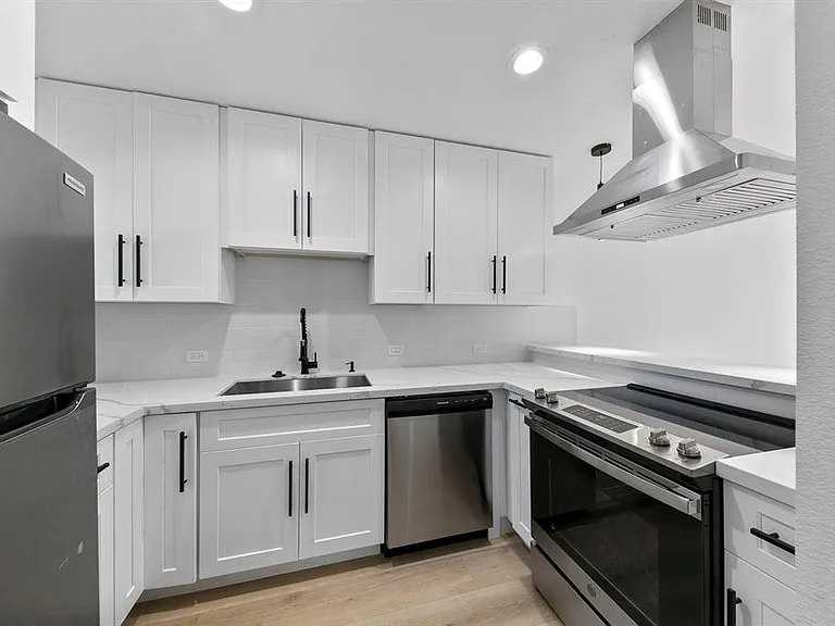 1514 Wirt Rd #4 — Photo 21