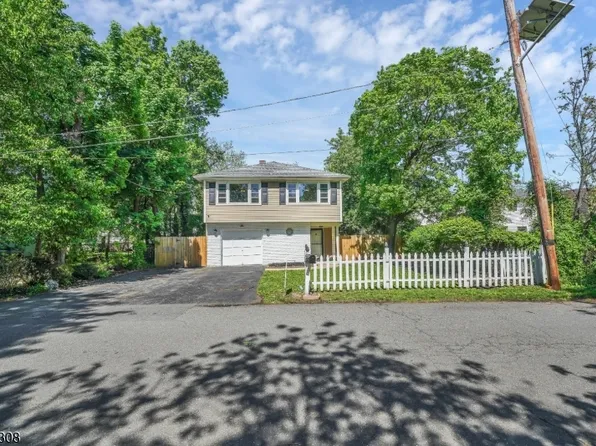 5 Davis Ave, Franklin Twp., NJ 08873