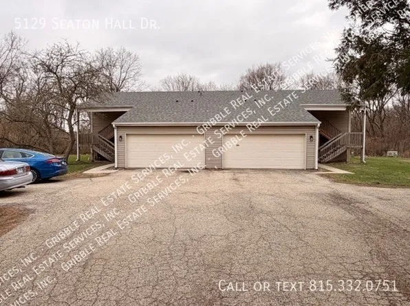 5129 Seaton Hall Dr, Machesney Park, IL 61115