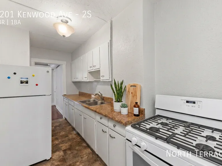 4201 Kenwood — Photo 9