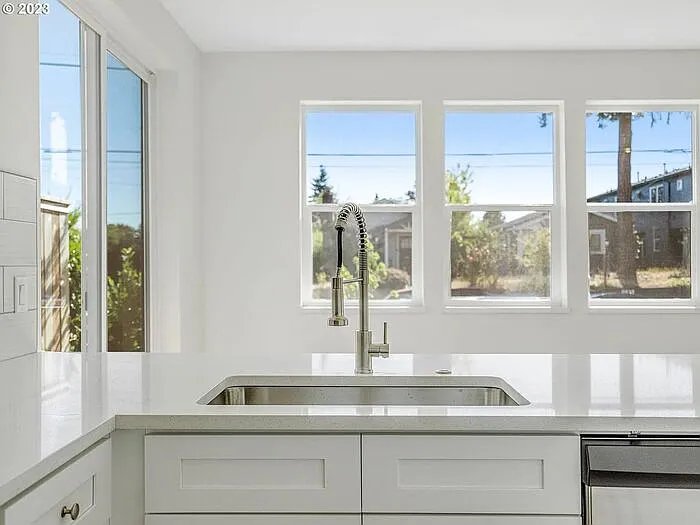 6845 N Montana Ave #3 — Photo 8