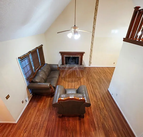 3718 Memorial Pkwy NW — Photo 3