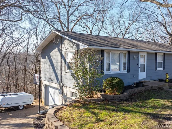 947 Malibu Rd, Osage Beach, MO 65065