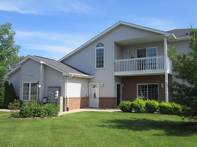 1st image of 1250 Village Centre Dr Unit 1