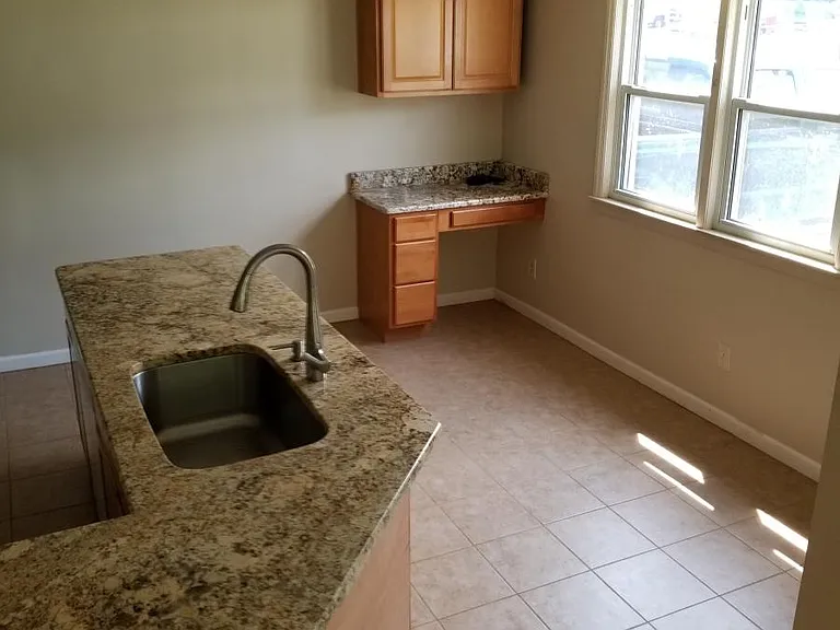 120 N West St — Photo 1