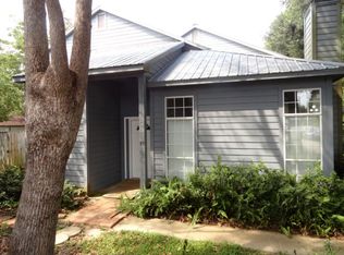 55 S Church St APT C, Fairhope, AL 36532
