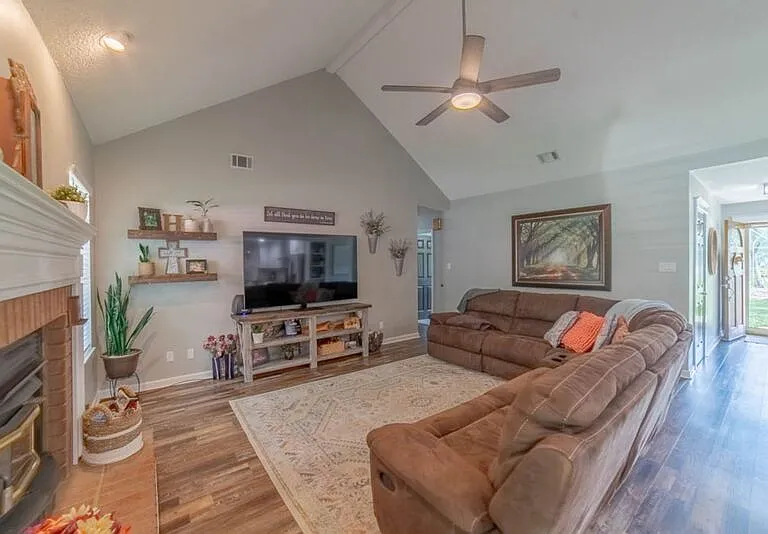 12 Cricket Ct — Photo 11
