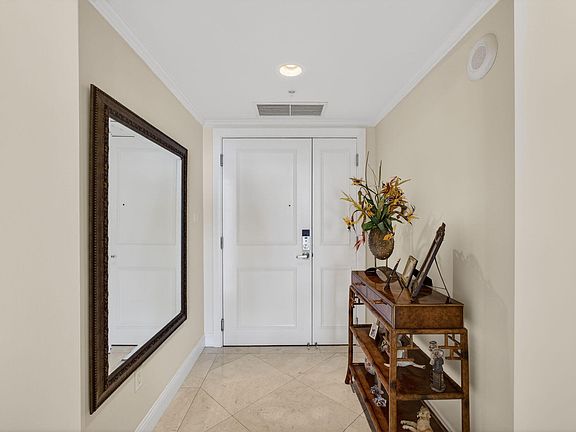 3rd image of 3610 Gardens Parkway #601a