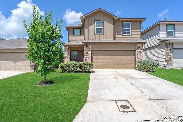3 bed, 2.5 bath, 1699 sqft, $1,800 — Photo 2