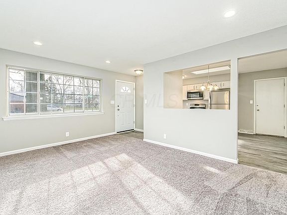 3rd image of 5012 Botsford Dr