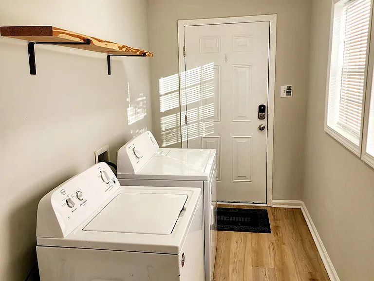 1515 S Alston Ave — Photo 9