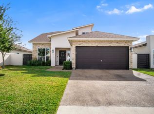 211 Glen Cook Dr, Laredo, TX 78041