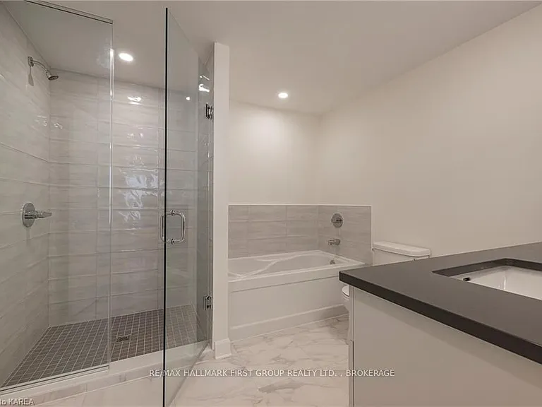 129 A South St #508 — Photo 25