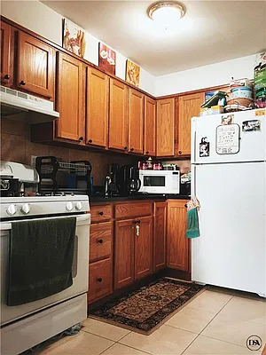 Rented by DSA Realty | media 14