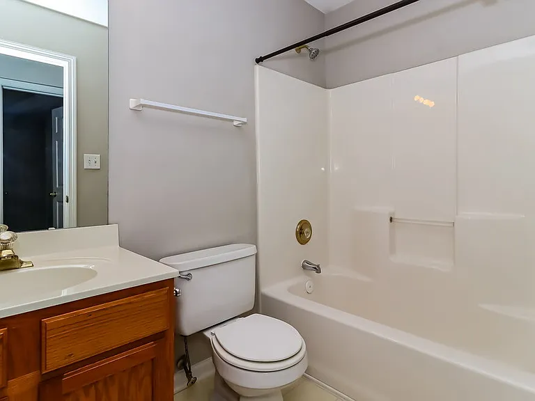 7021 Long Run Ln — Photo 14