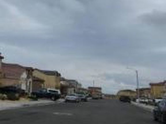 Exterior Neighborhood (street photo)