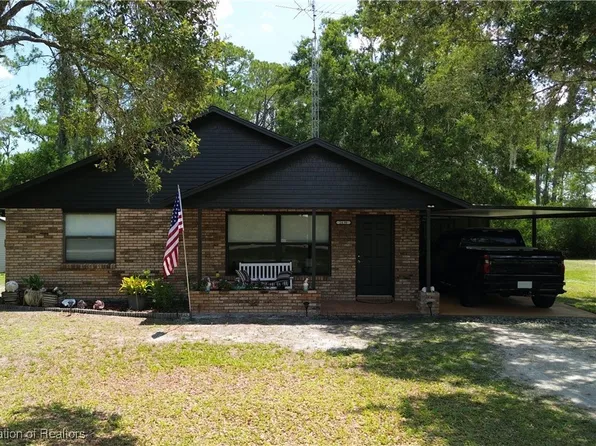 2430 Gresham St, Sebring, FL 33875