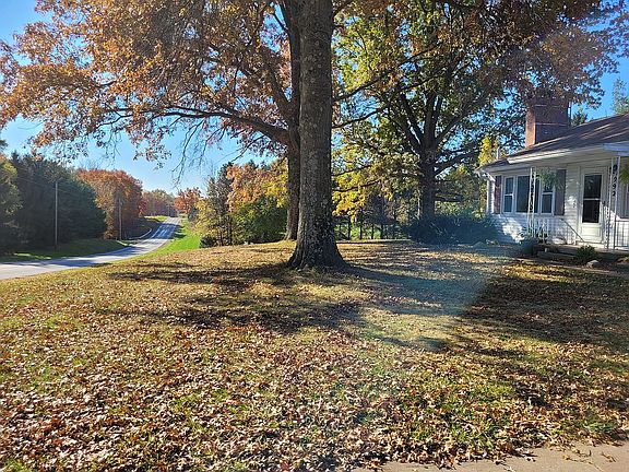 3rd image of 992 County Road 601