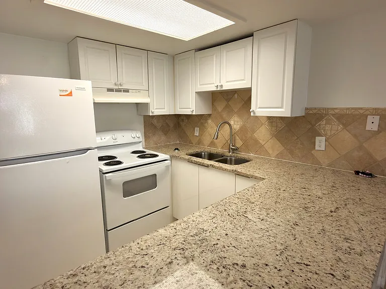 11470 Char Ann Dr — Photo 6