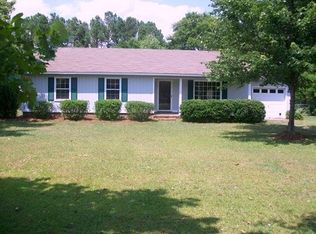 102 James Rd, Cheraw, SC 29520