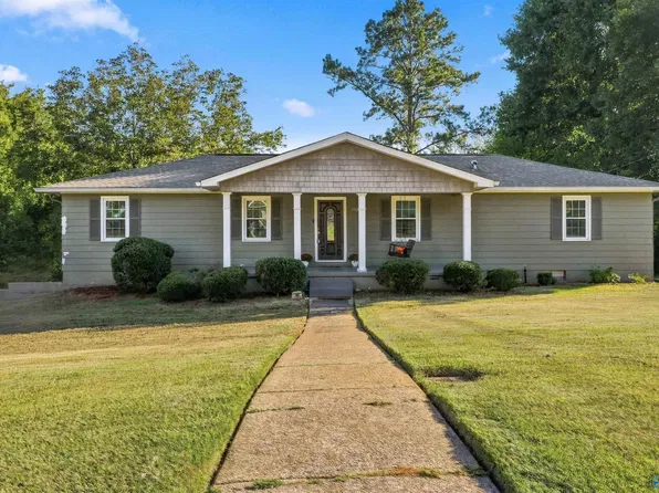 103 Gwindale Rd, Gadsden, AL 35901