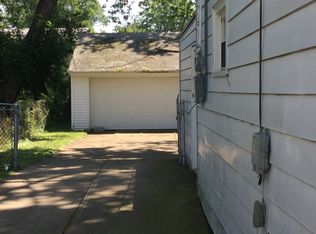 1223 E 345th St, Eastlake, OH 44095