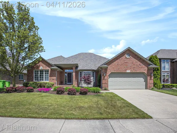 19943 Riverwoods Ct, Macomb, MI 48044