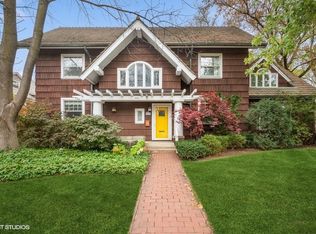 1421 Elinor Pl, Evanston, IL 60201