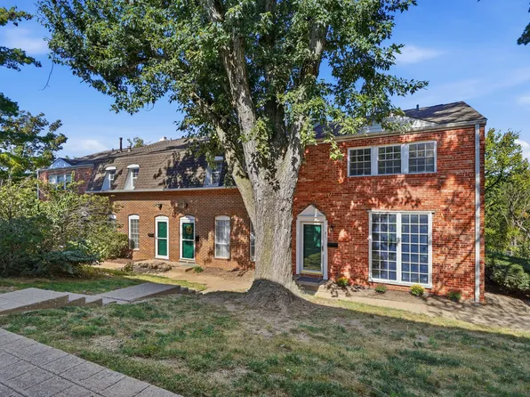 1201 S Old Highway 63 #301, Columbia, MO 65201