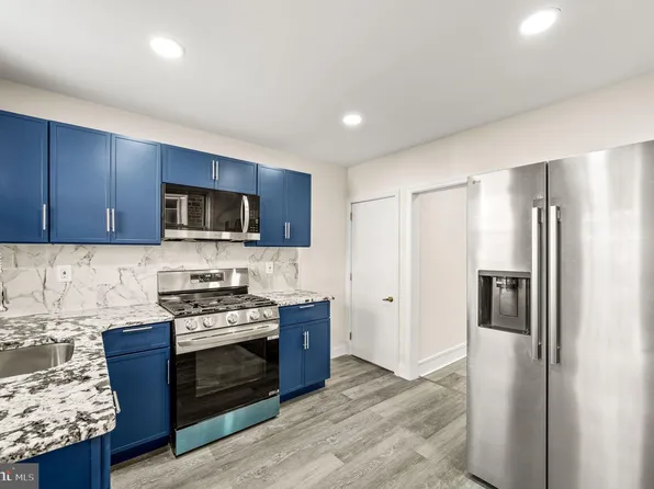 189 Roselyn St, Philadelphia, PA 19120