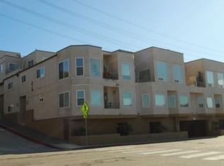 330 41st St UNIT D, Manhattan Beach, CA 90266