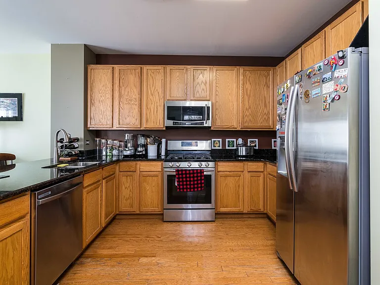 749 Dillon Ct — Photo 9