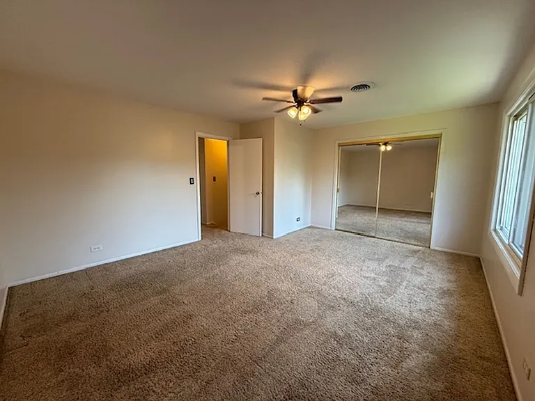 280 Paddock Cir — Photo 18