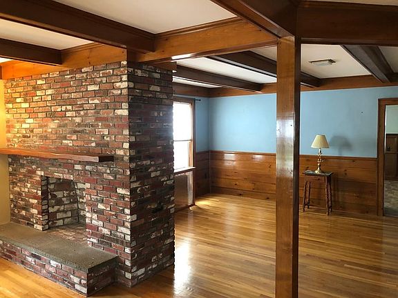 5th image of 32 Quincy St #32
