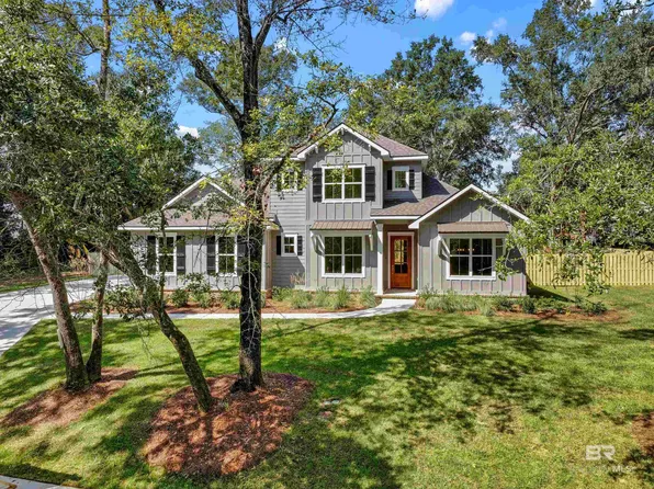 835 Summer Lake St, Fairhope, AL 36532