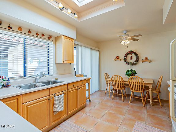 5th image of 719 W Placita Nueva