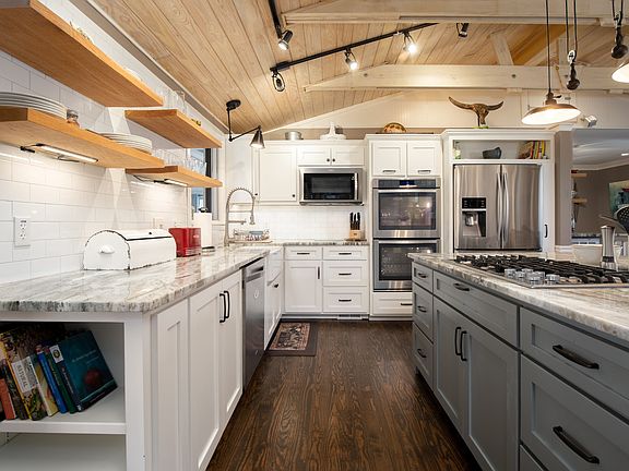 12th image of this home