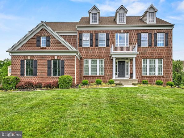 540 Morgan Dr, Mickleton, NJ 08056