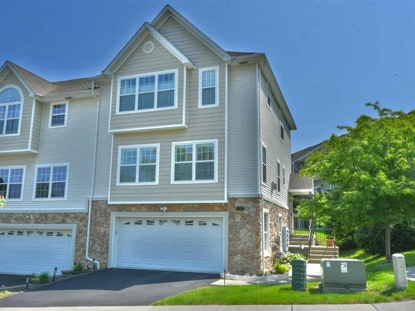 2 Hidden Creek Boulevard, Monroe, NY 10950