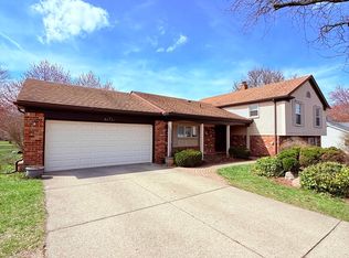 42021 Banbury Ct, Northville, MI 48168