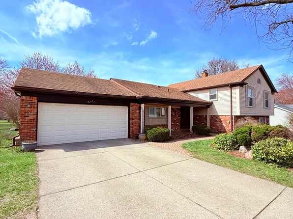 42021 Banbury Ct, Northville, MI 48168