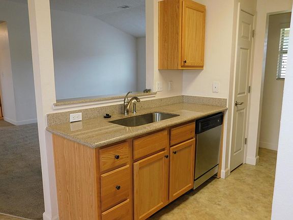 5th image of 88 Moonflower Ct